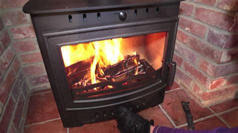 how to light a wood stove